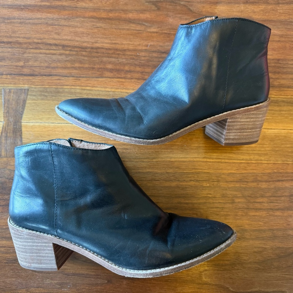 Madewell Black Leather Ankle Boots